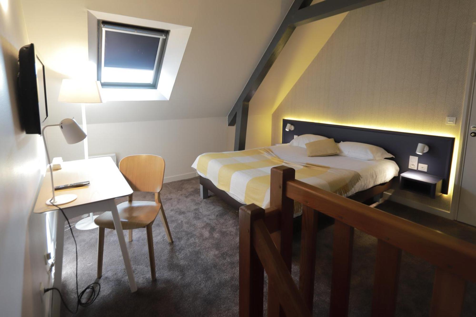 Hotel Antares & Spa La Riviere-Saint-Sauveur Exterior photo